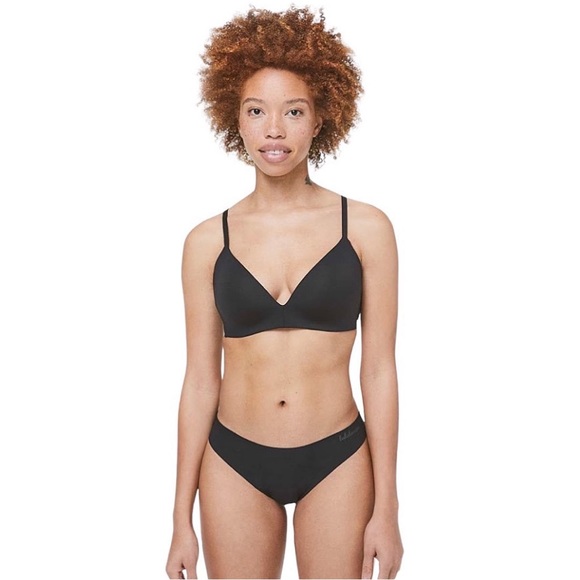 LULULEMON | Take Shape Bra - Picture 3 of 7